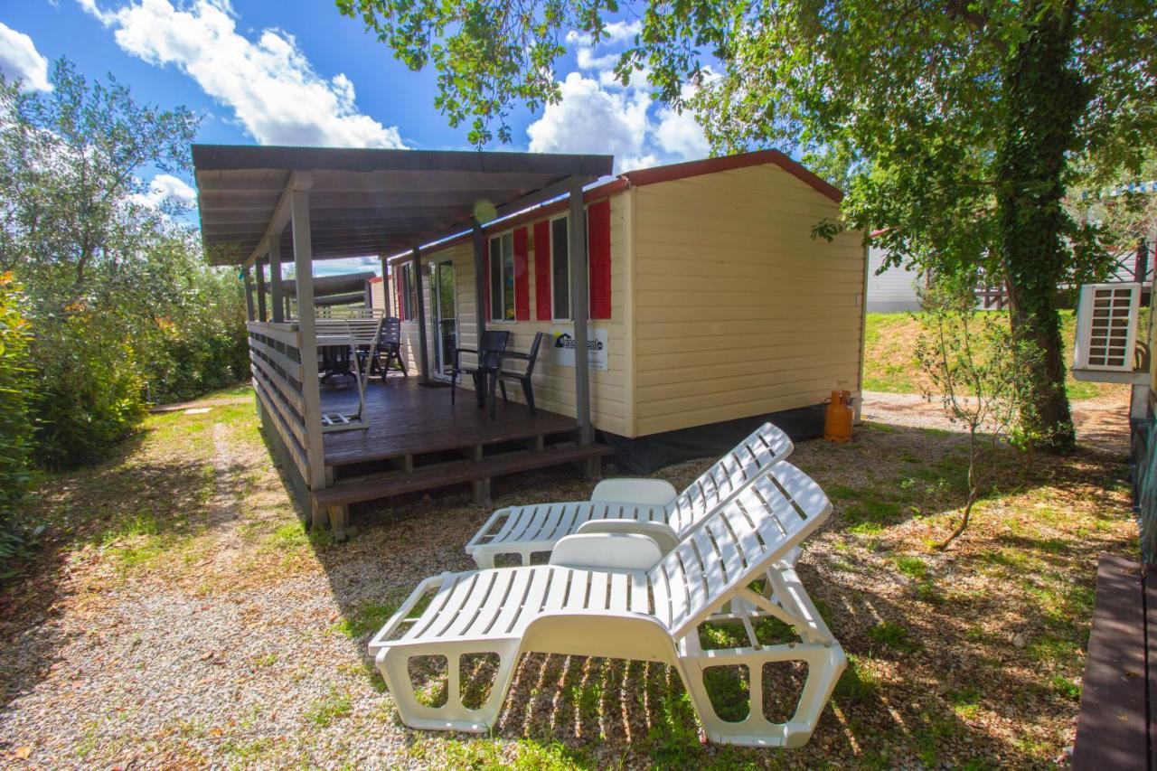 Easyatent Mobile Home Bijela Uvala Mugeba 外观 照片